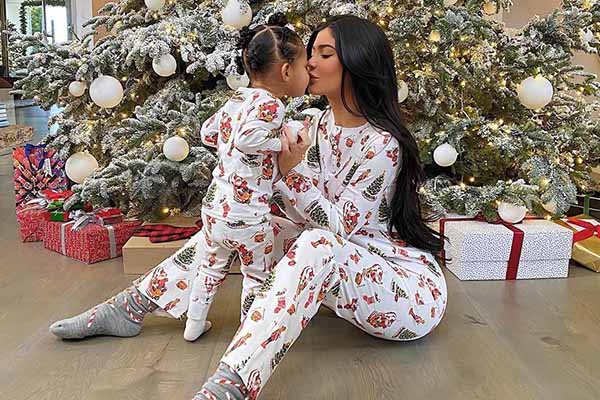 Mommy and me Christmas outfits