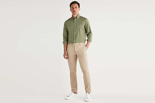 What Color Shoes to Wear with Khaki Pants?