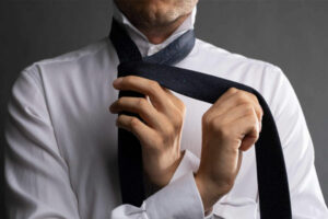 how to tie a tie