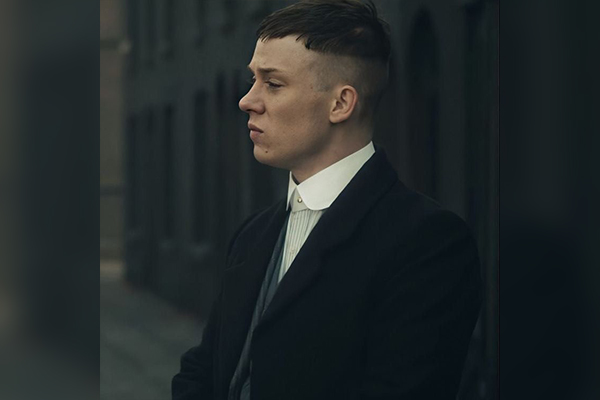 How to Get The Peaky Blinders Haircuts From Peakys Own Barber  Regal  Gentleman