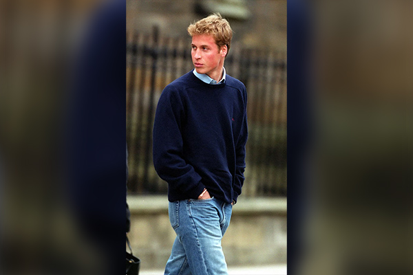 Polo Neck Sweater and Shorts 