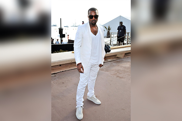 What To Wear With White Jeans Mens? Men's Outfit Ideas For 2023 - Fashion  Inclusive