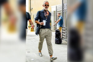 What Shoes To Wear With Chinos? (8 Footwear For Men) - Fashion Inclusive