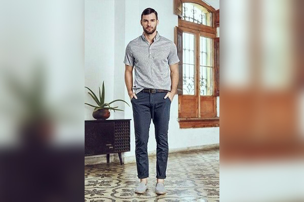 Gray shoes outfit on sale men