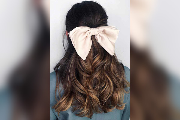 Cute Hairstyles for girls: Festive Bow